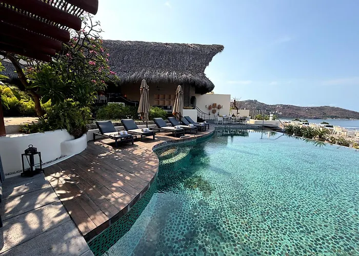 Tentaciones Boutique - Ocean View & Private Pools - Adults Only Hotel Zihuatanejo