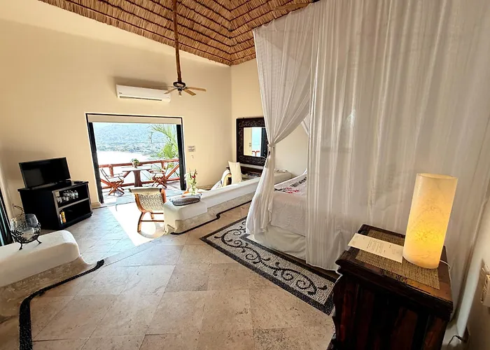 Tentaciones Boutique - Ocean View & Private Pools - Adults Only 5* Zihuatanejo